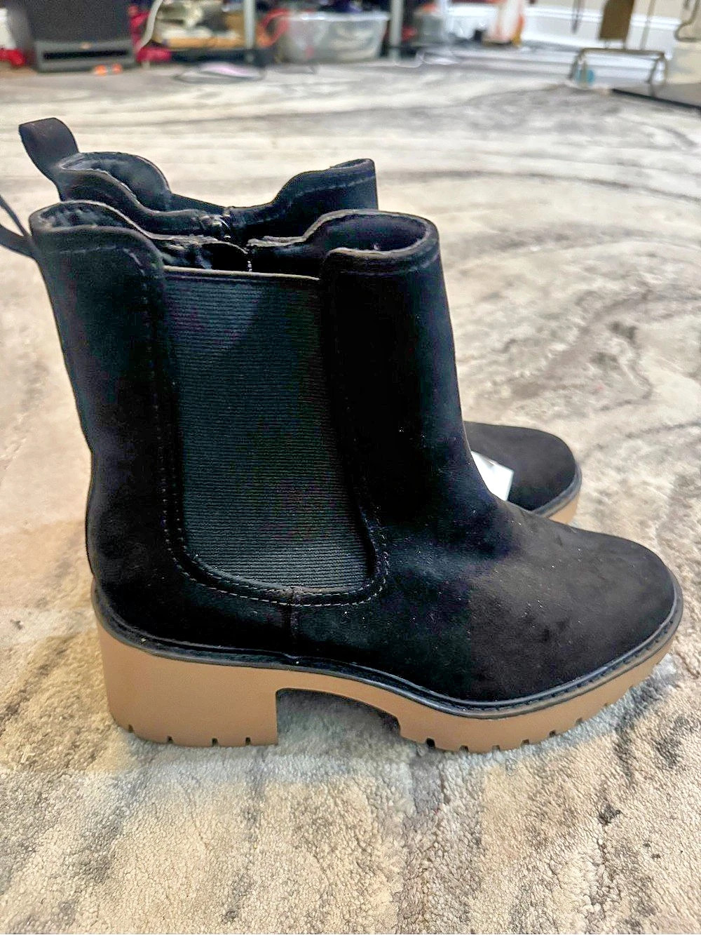 Universal Thread Crispin Chelsea Boots Black US 8.5